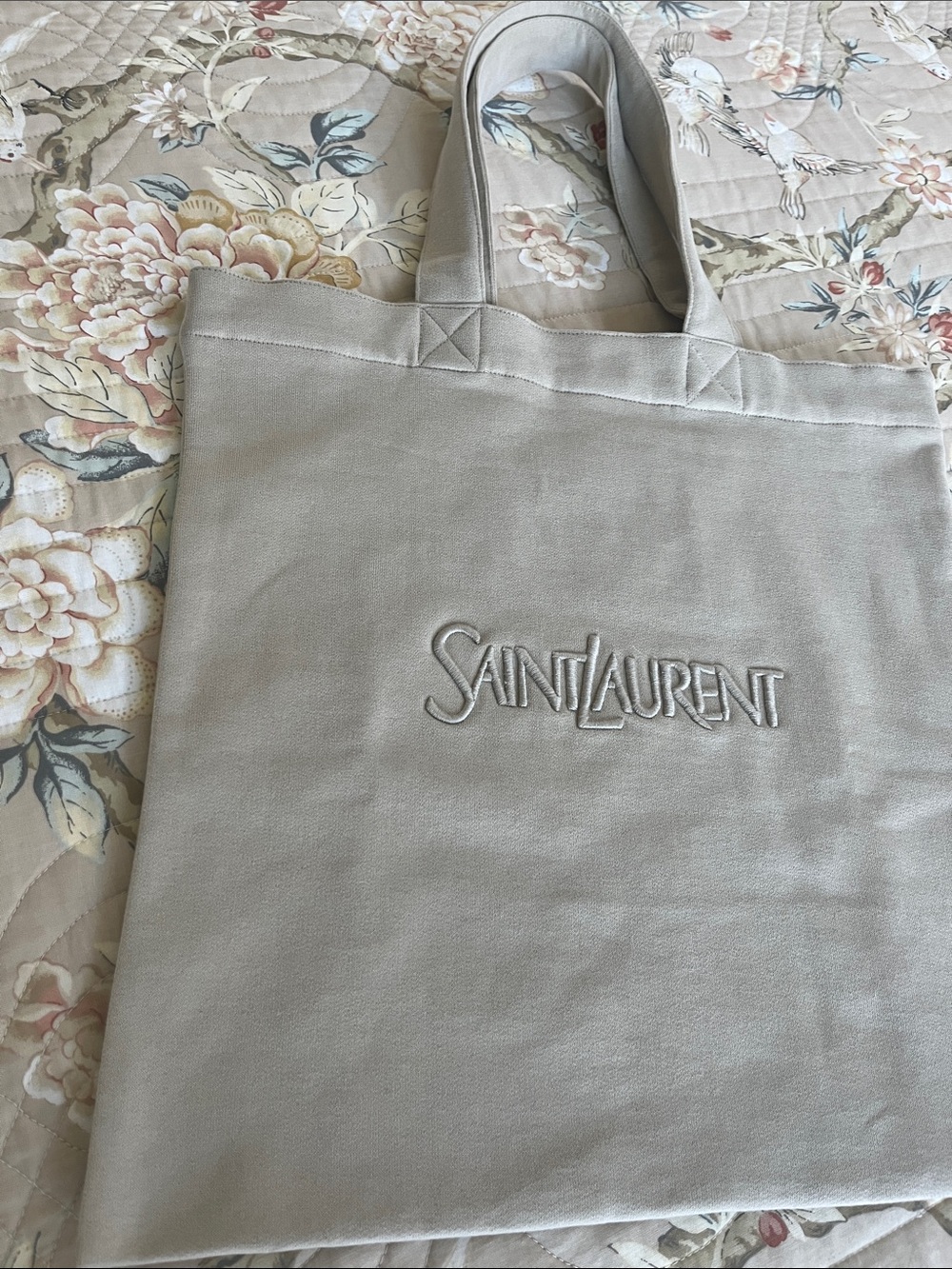 Saint Laurent Fleece Tote Bag - Picture 4 of 12